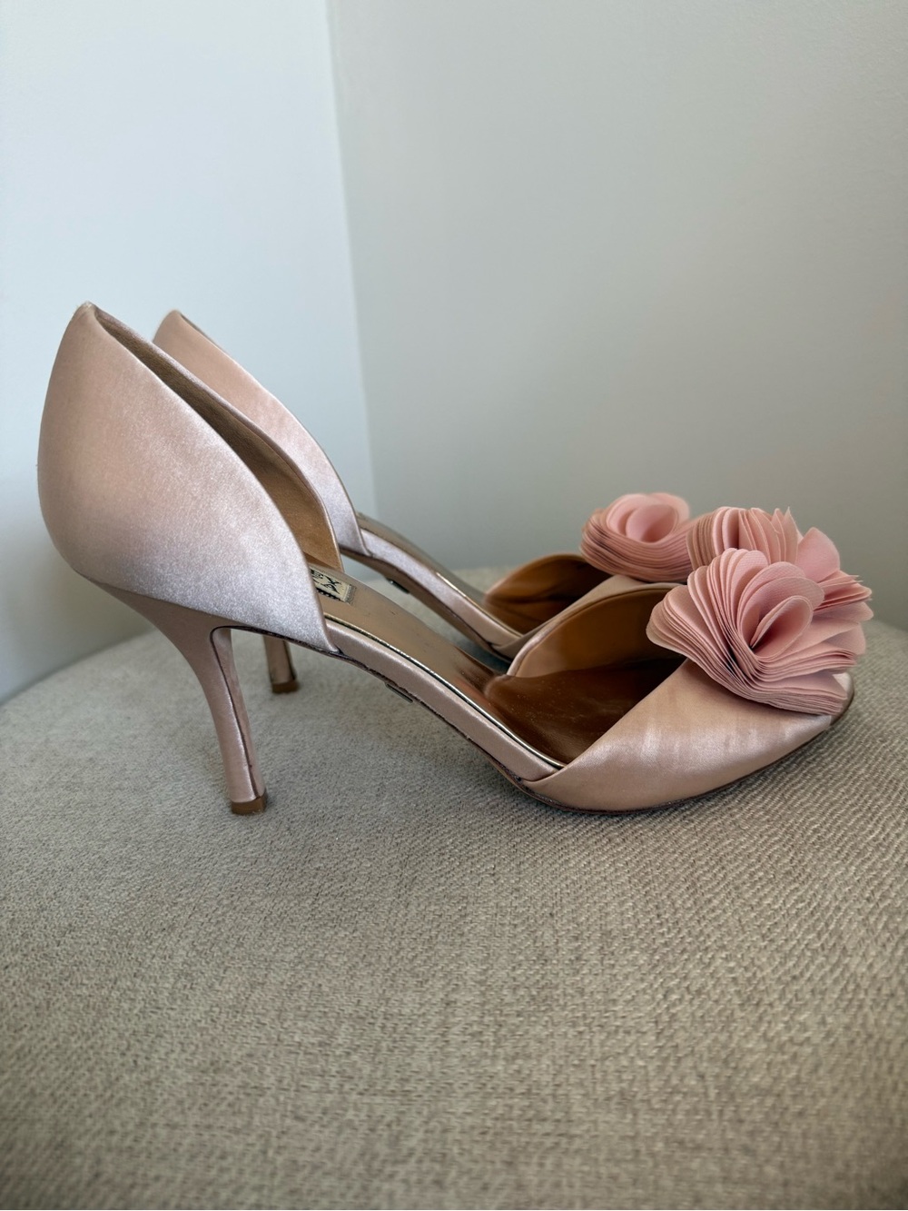 Badgley Mishka Thora D’Orsay Blush Satin Pumps-Formal (size 9)